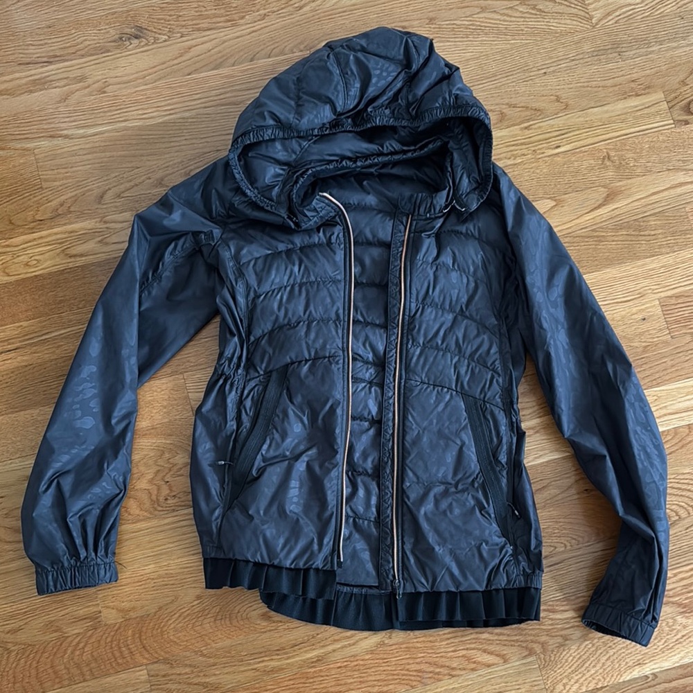 Lululemon ribbon trim Black Hooded rain Jacket